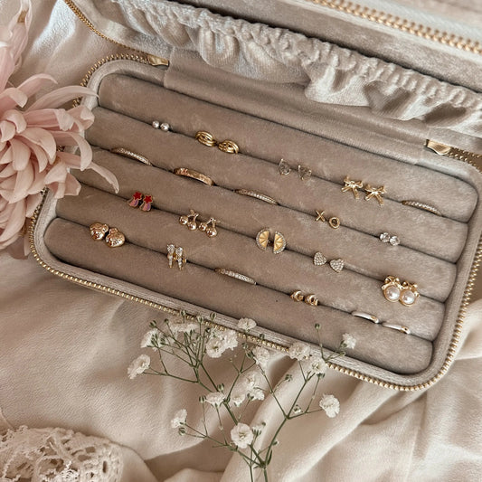 Velvet earring/ring box *ONLY IVORY LEFT* Lise's Pieces