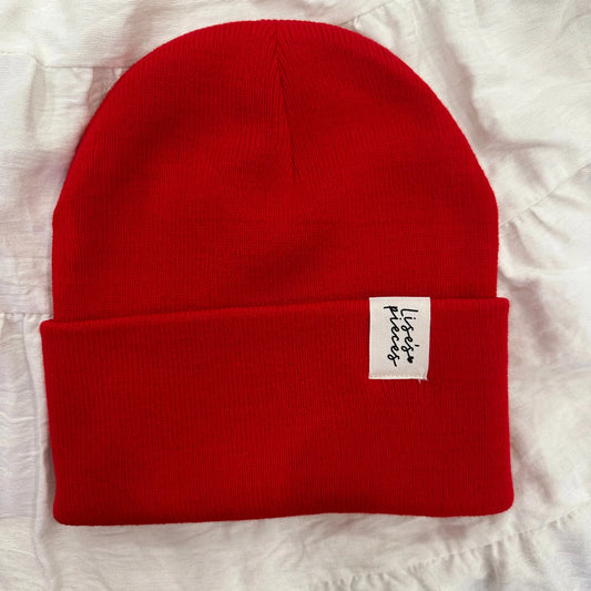 Merlot toque Lise's Pieces