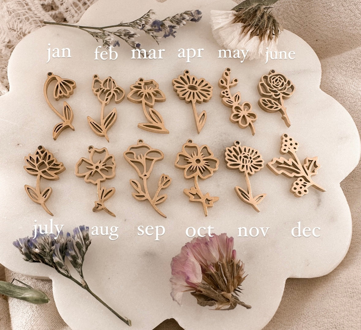 Birth flower pendant necklace - gold
