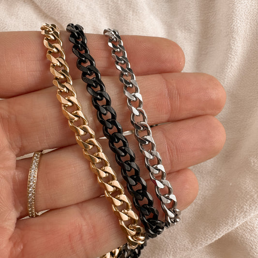 Thick figaro chain