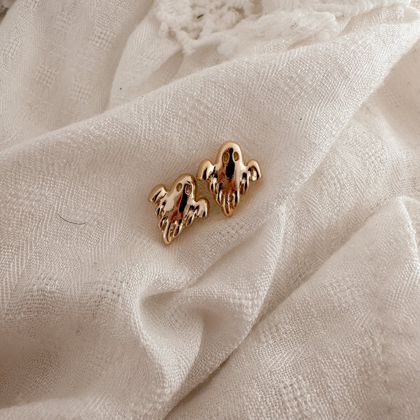 Ghost Studs - gold