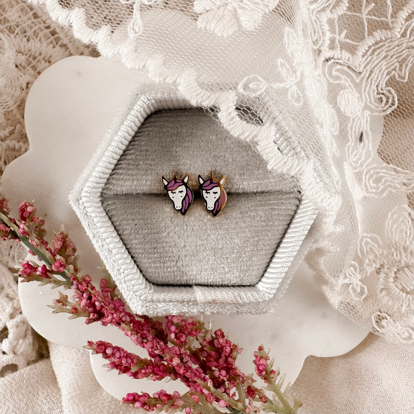 Unicorn screwbacks - Myzie collection