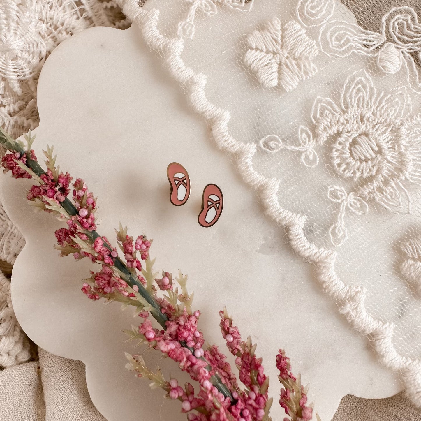 Ballet slipper screwbacks