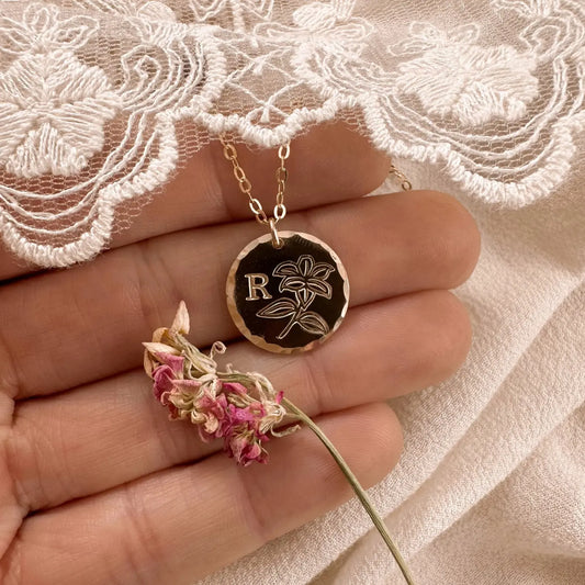 Custom birth month monogram necklace - gold Lise's Pieces