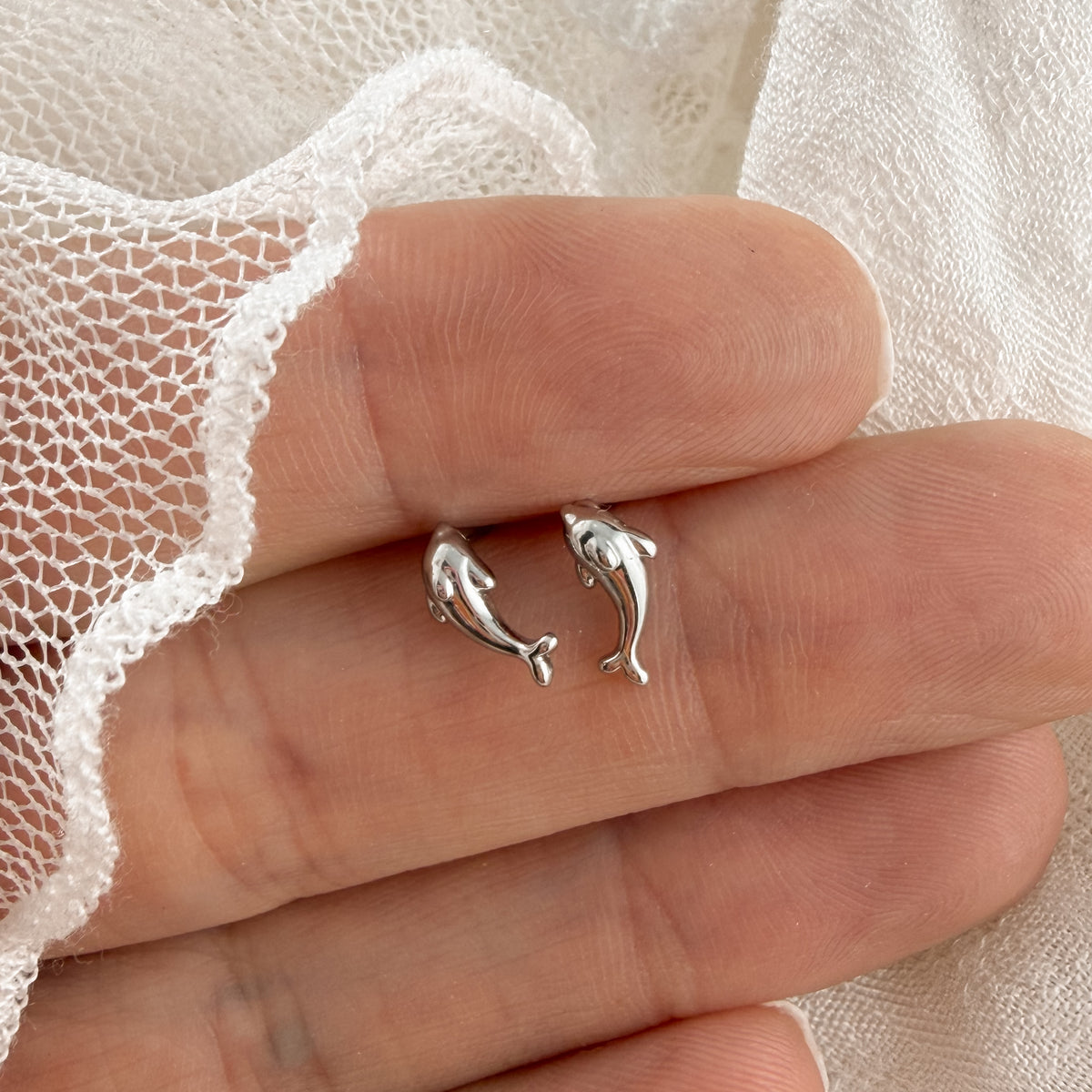 Little Dolphin Studs - silver Lise's Pieces