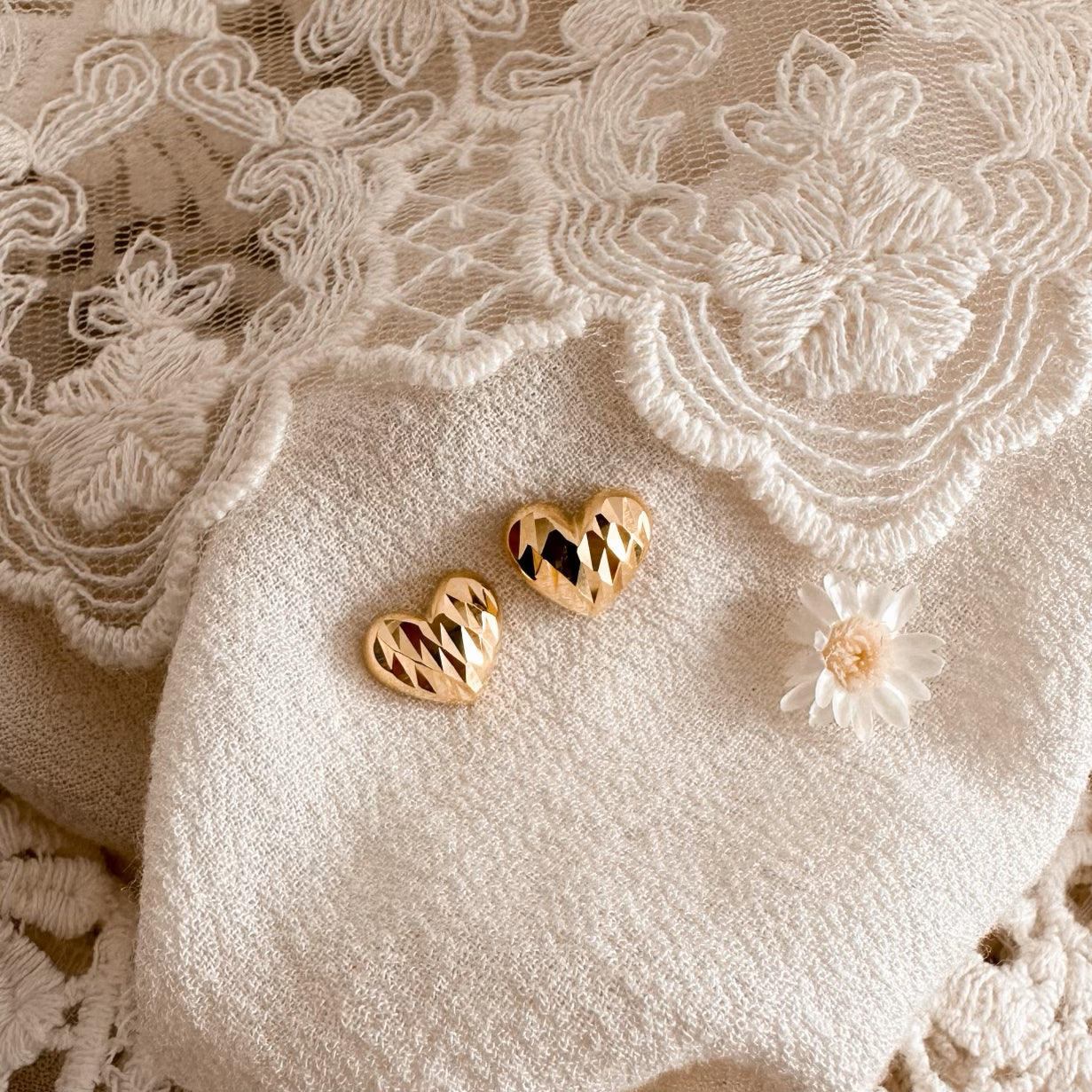 Textured heart studs - gold