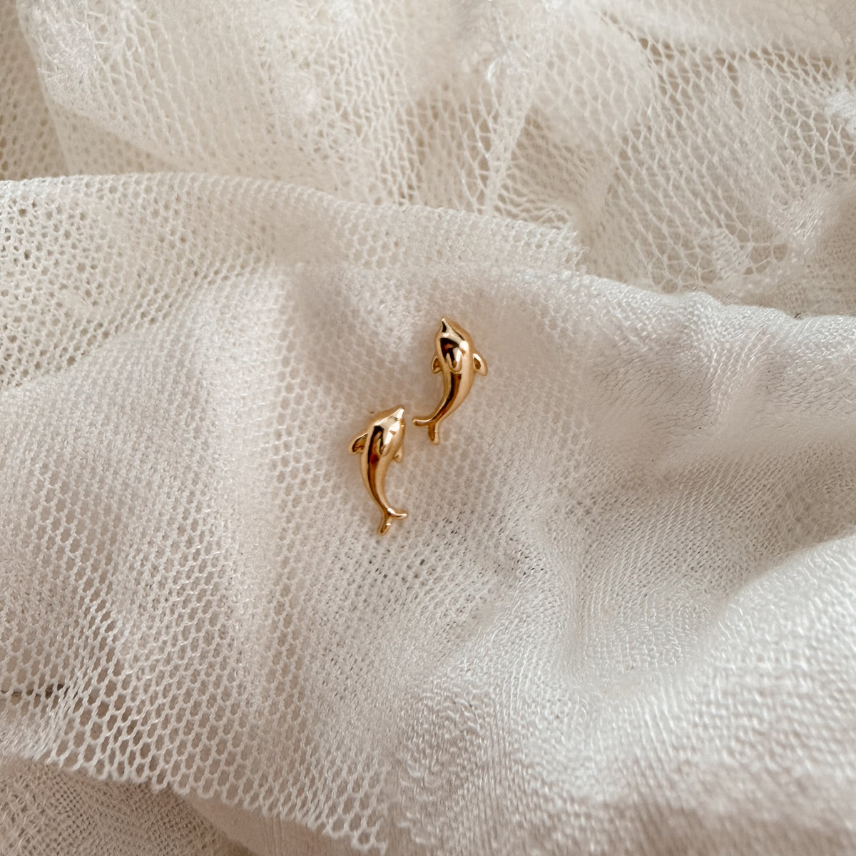 Little Dolphin Studs - gold Lise's Pieces