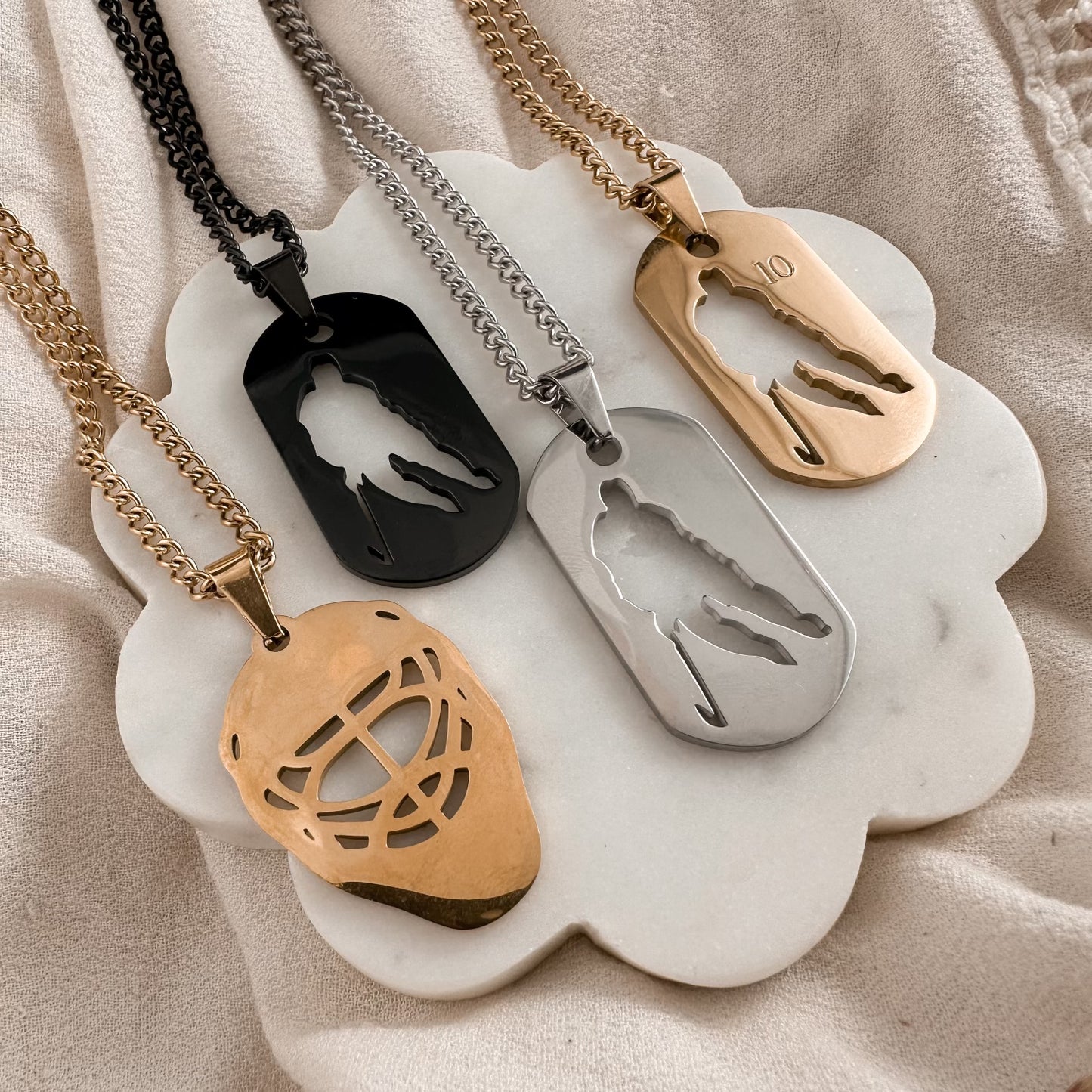 Hockey Necklace (plain - no #)