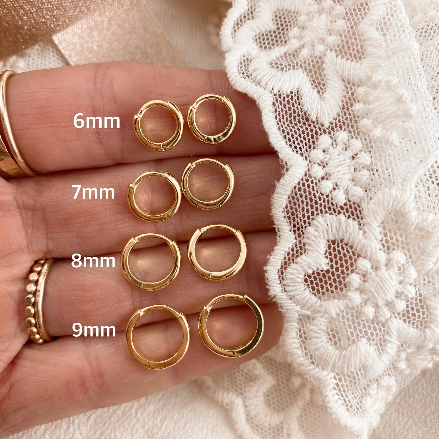 baby snap huggies - 7mm silver Lise's Pieces