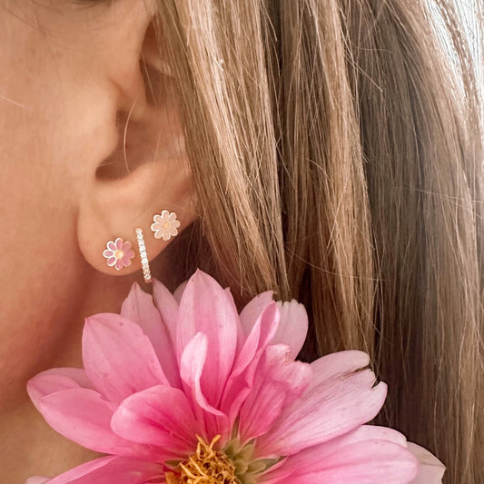 Pink daisy screwback studs