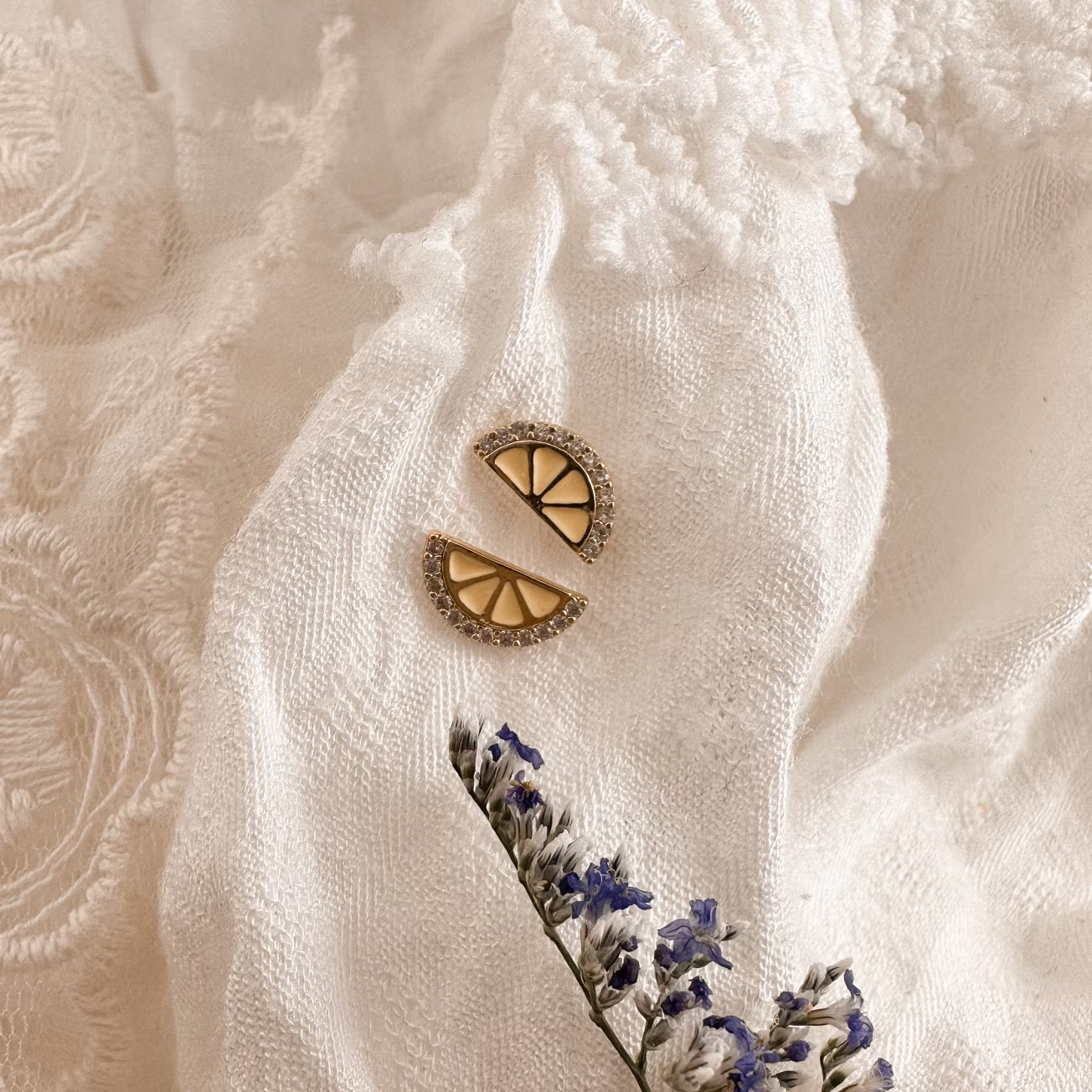 Crystal lemon studs - gold