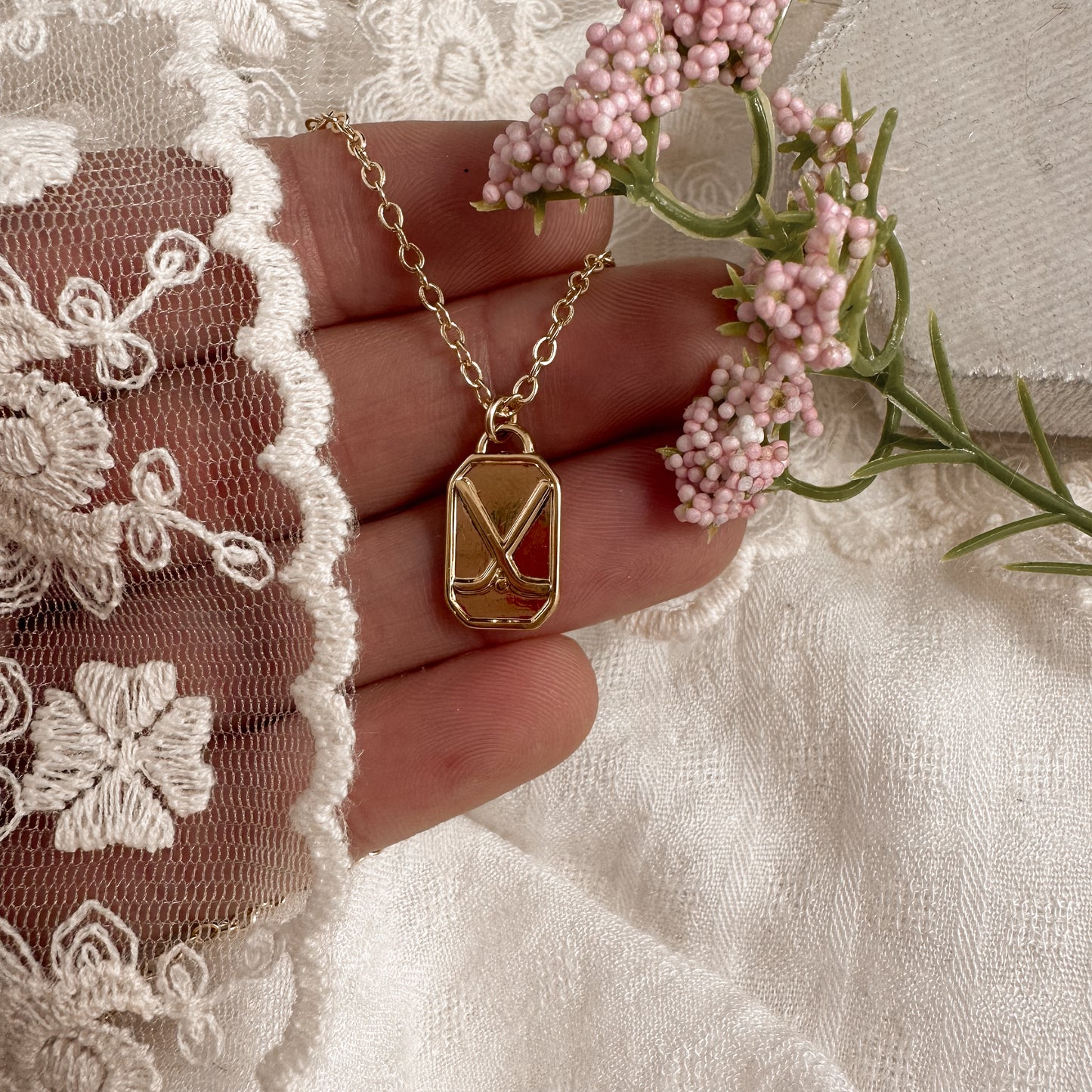 Hockey charm necklace