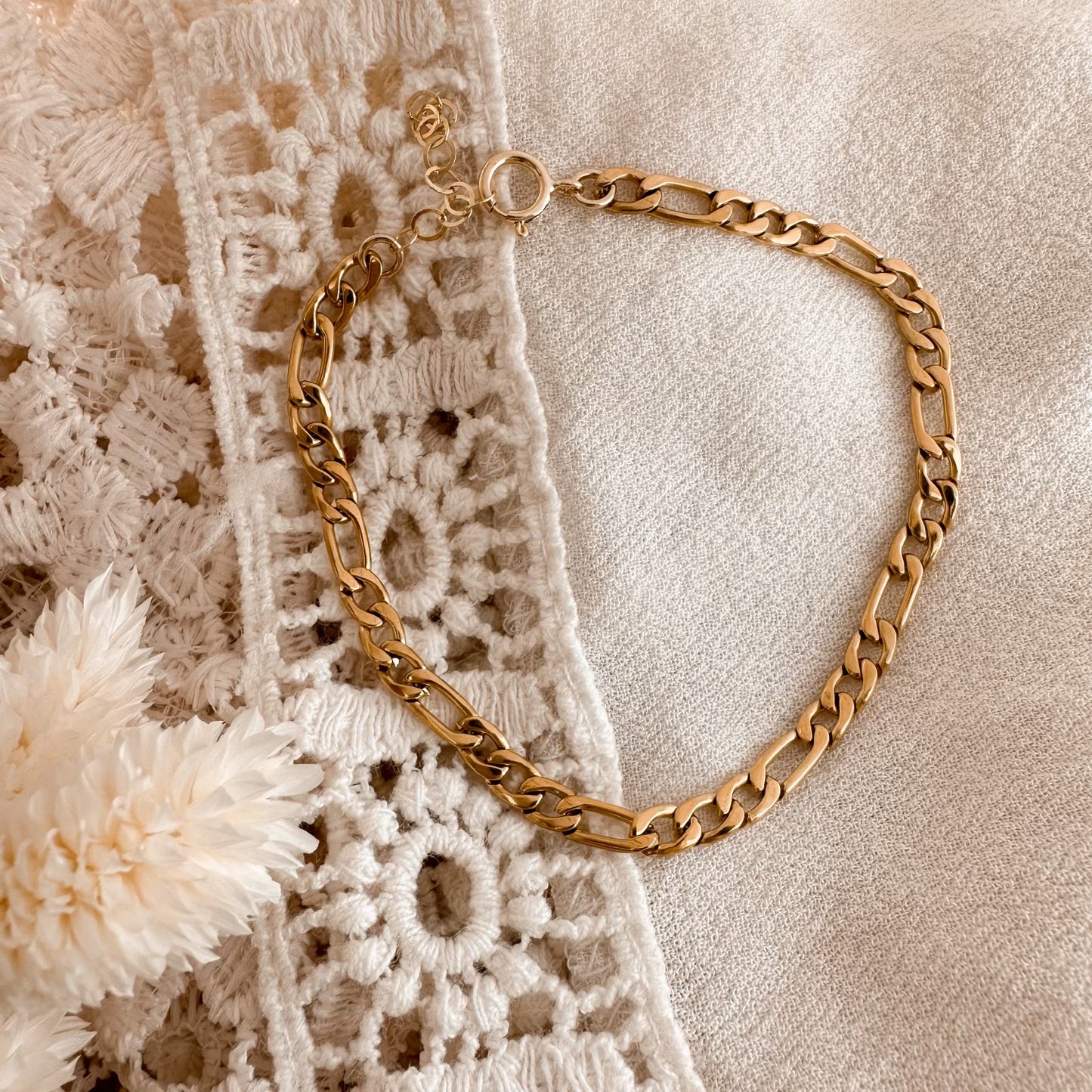 Figaro bracelet - gold