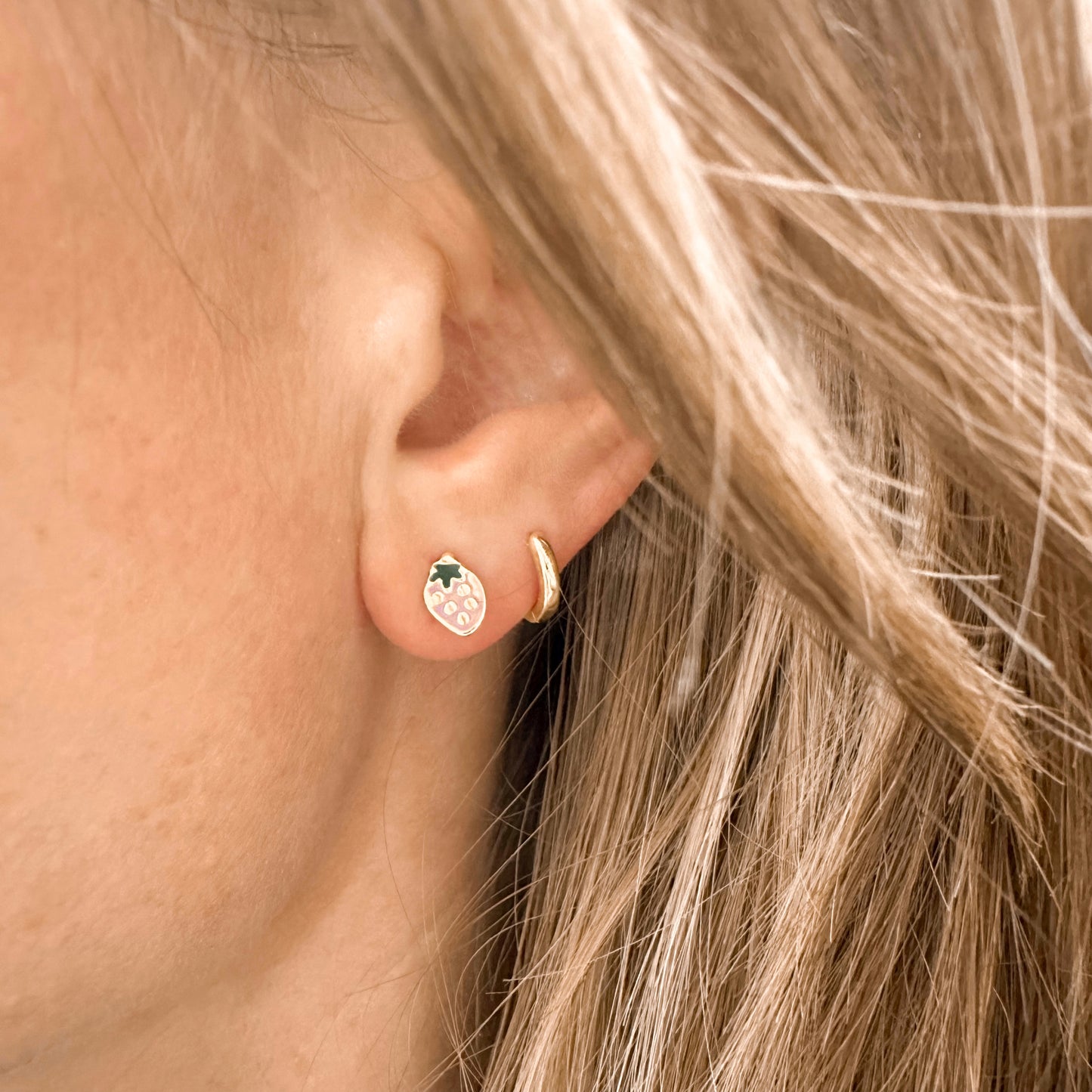 Purple strawberry screwback studs