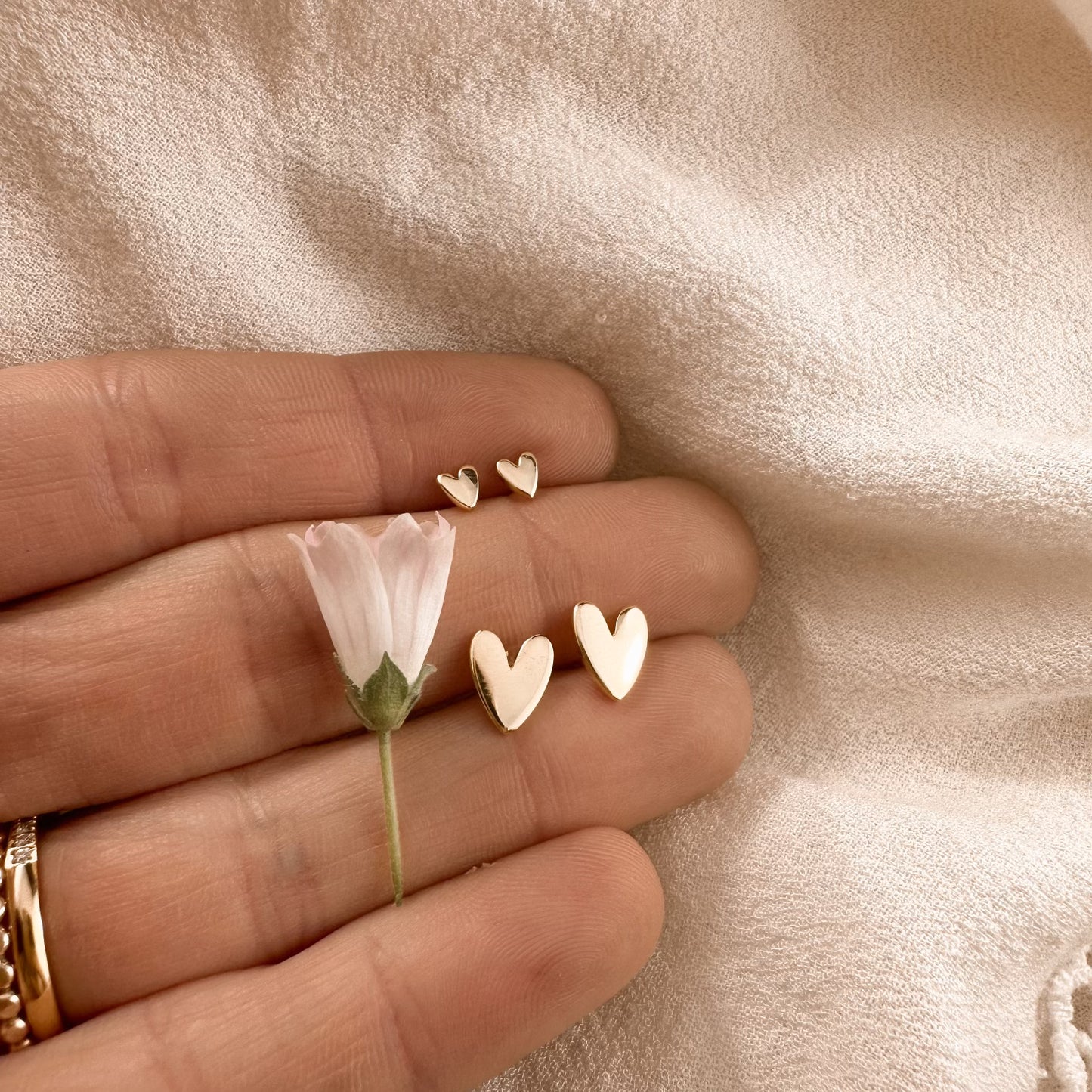 Mama and Mini heart studs - gold