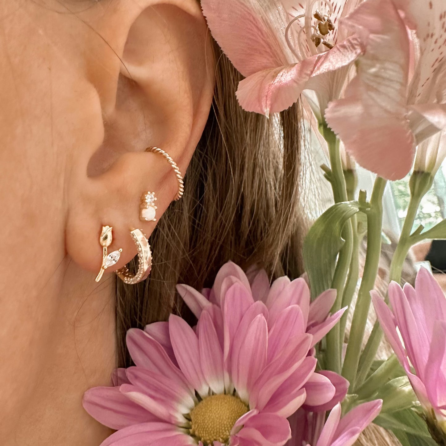 Double crystal hoop - gold
