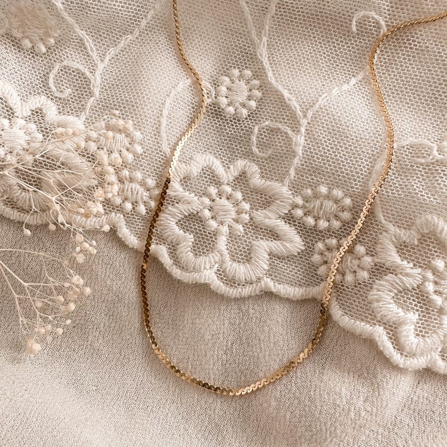 Jolie necklace