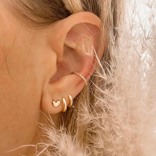 Sweetheart studs - gold Lise's Pieces