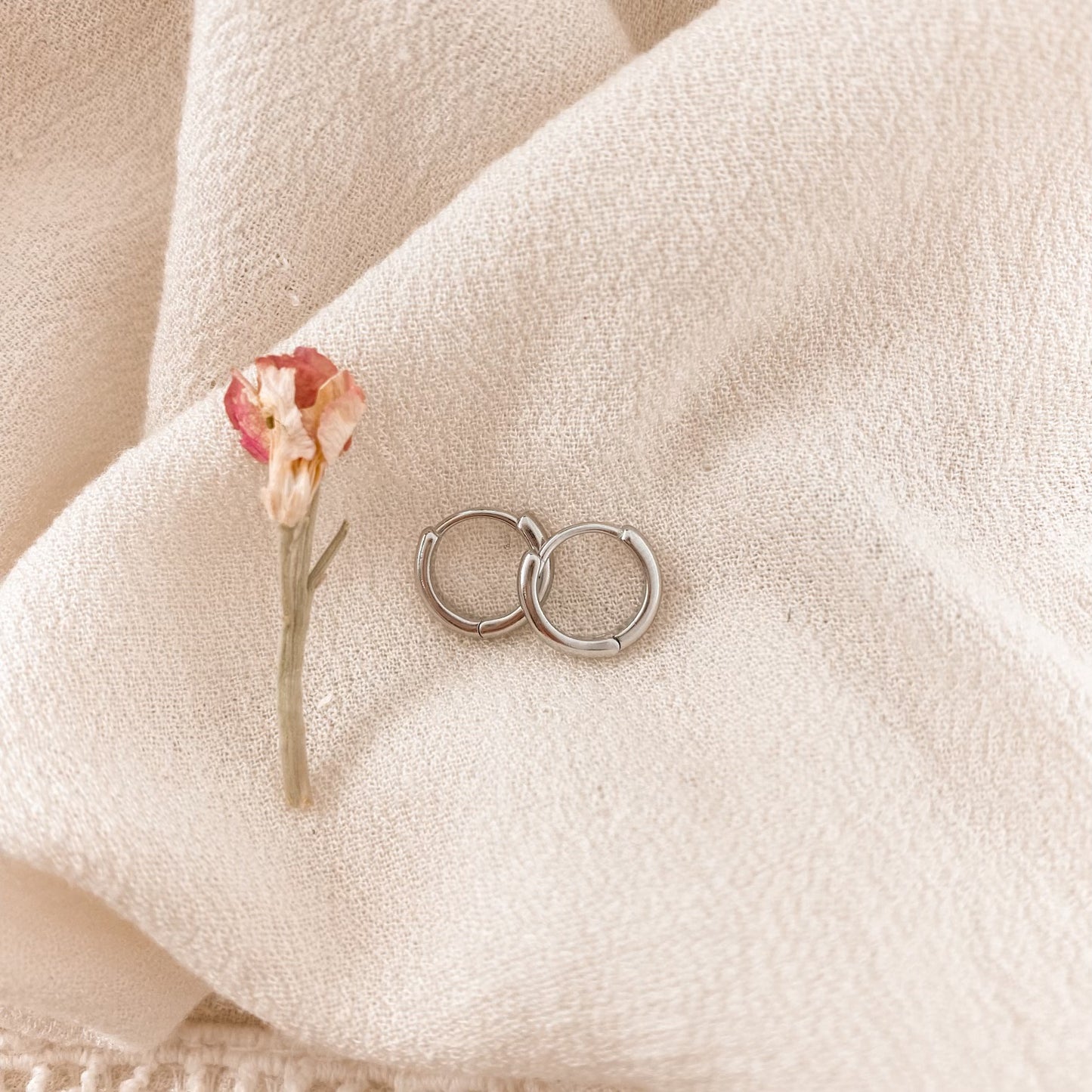 baby snap huggies - 7mm silver