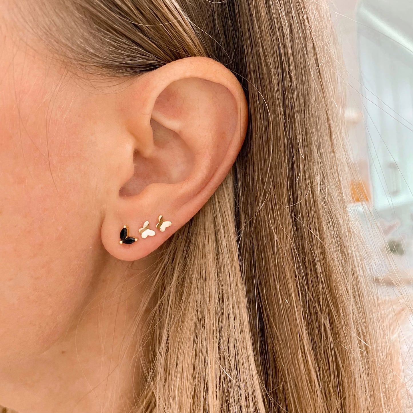 Tiny butterfly studs - gold