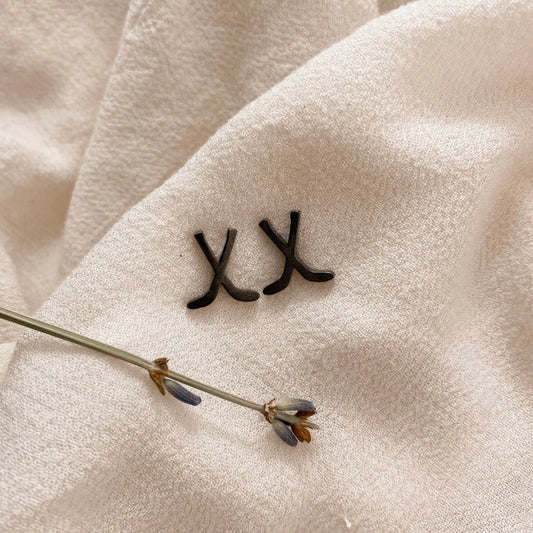 Hockey stick studs - gunmetal Lise's Pieces