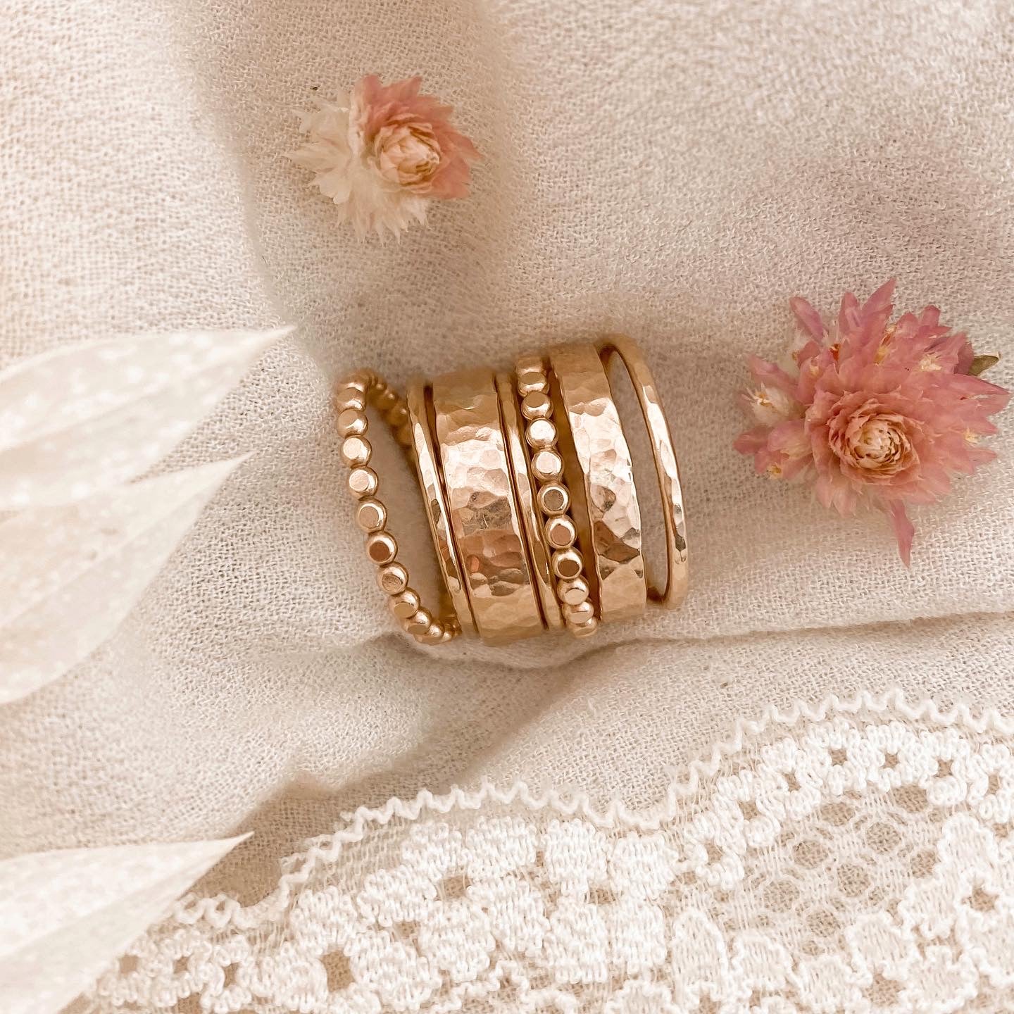 Hammered rings gold + silver