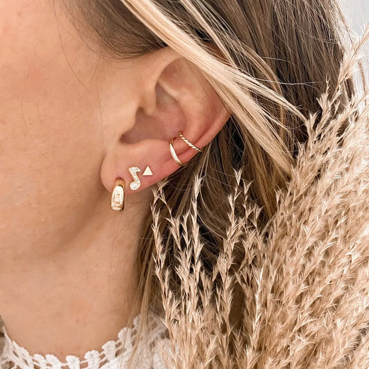 Tiny triangle studs - Gold Lise's Pieces