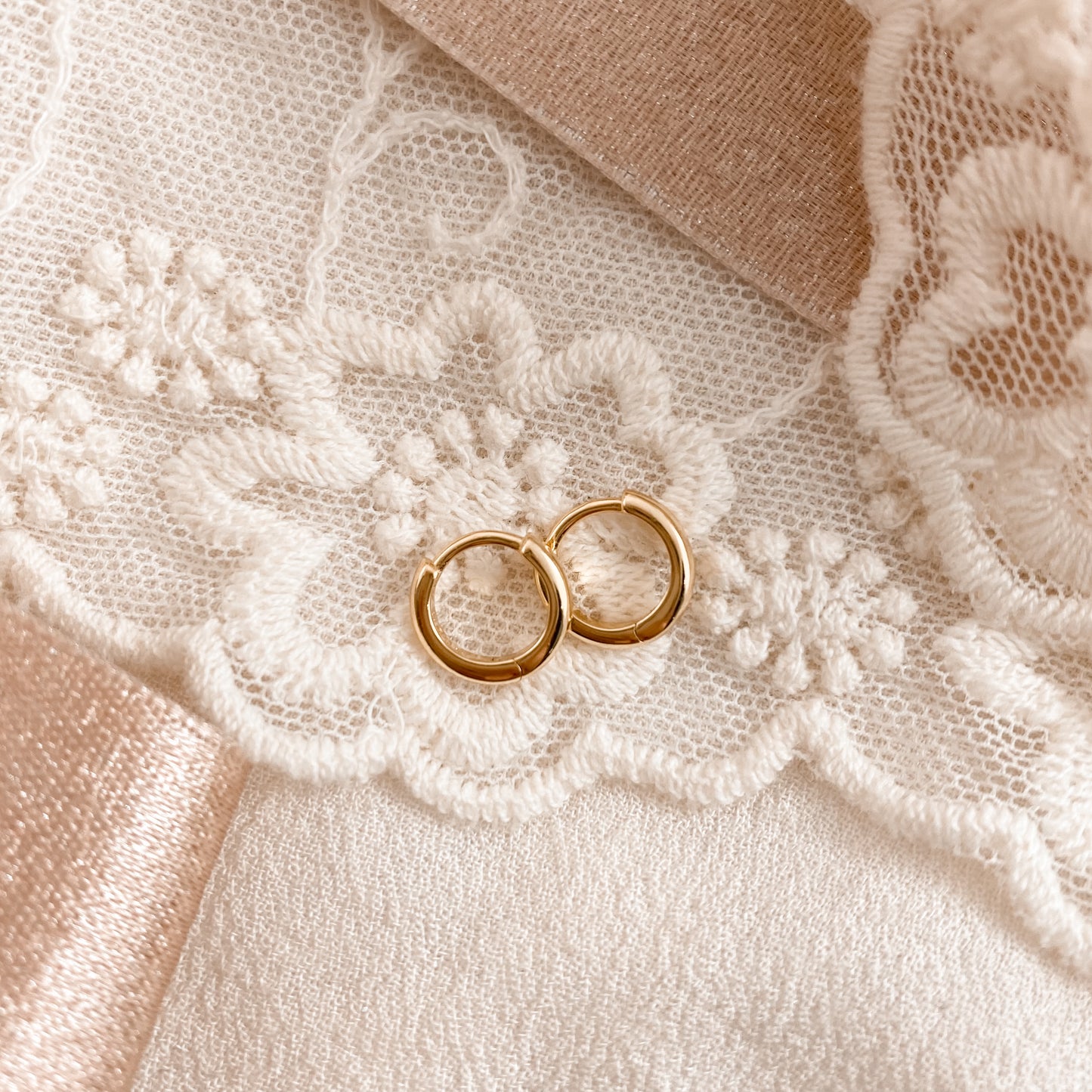 baby snap huggies - 7mm gold