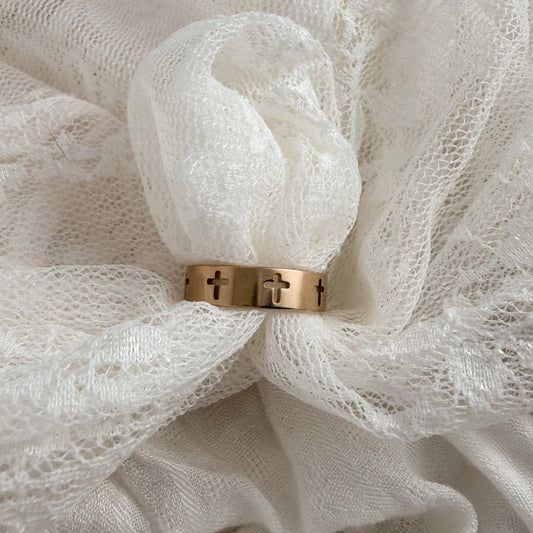 Brushed Cross Ring Lise's Pieces