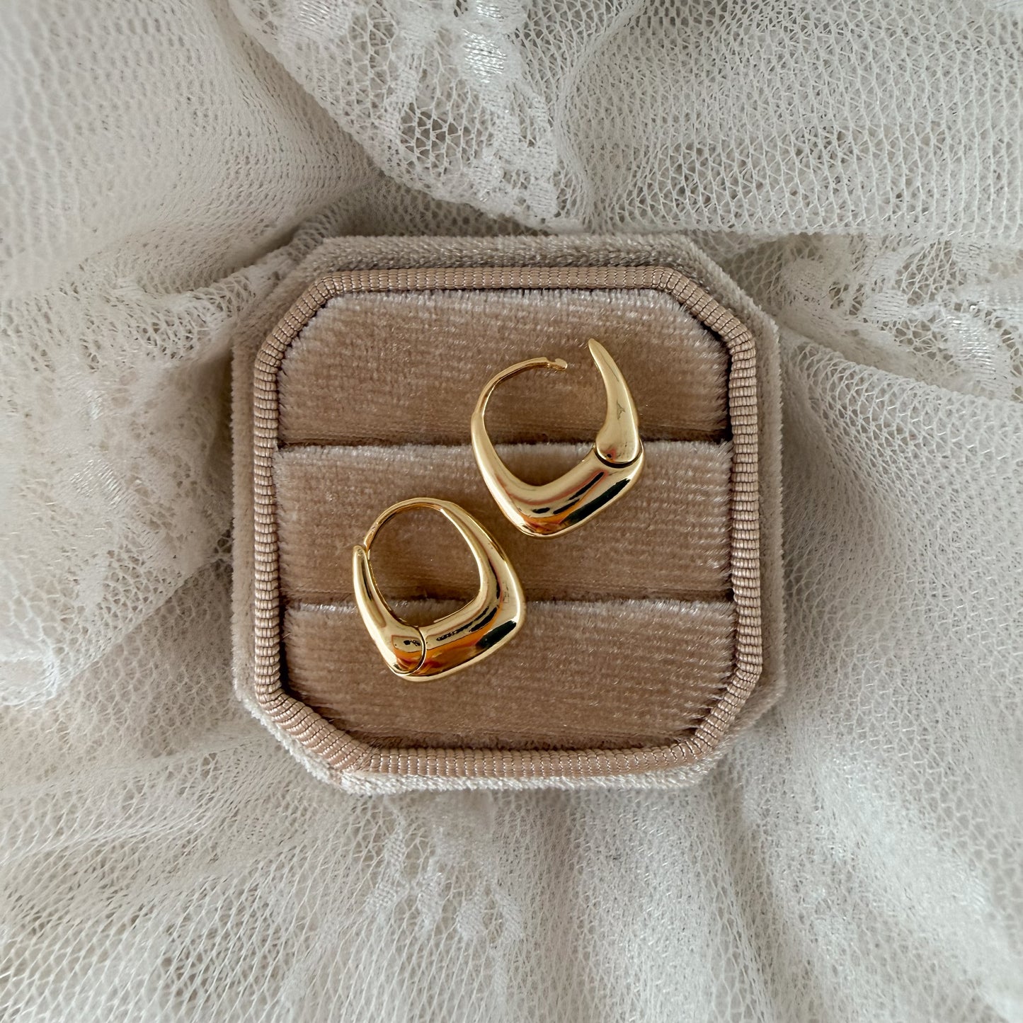 Basket Hoops - gold Lise's Pieces