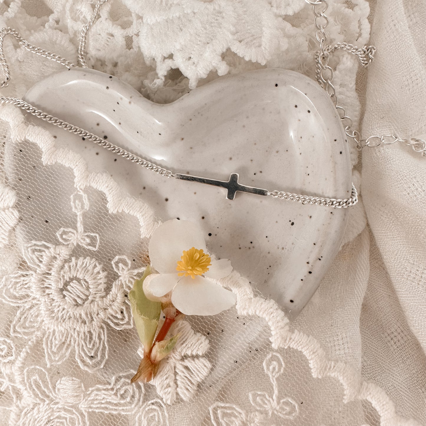Sideways Cross Choker - Sterling