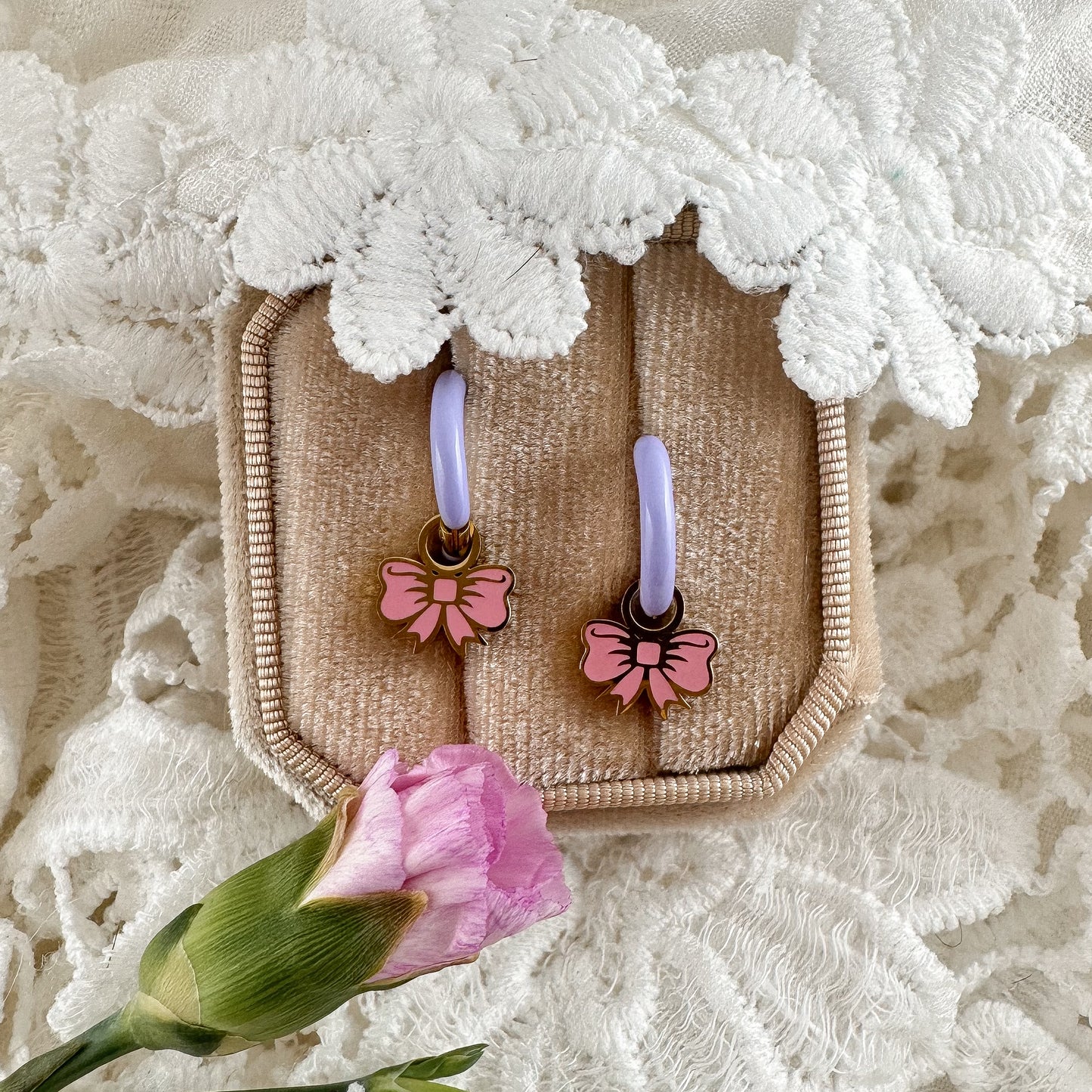 Pink bow hoop charms - Myzie collection