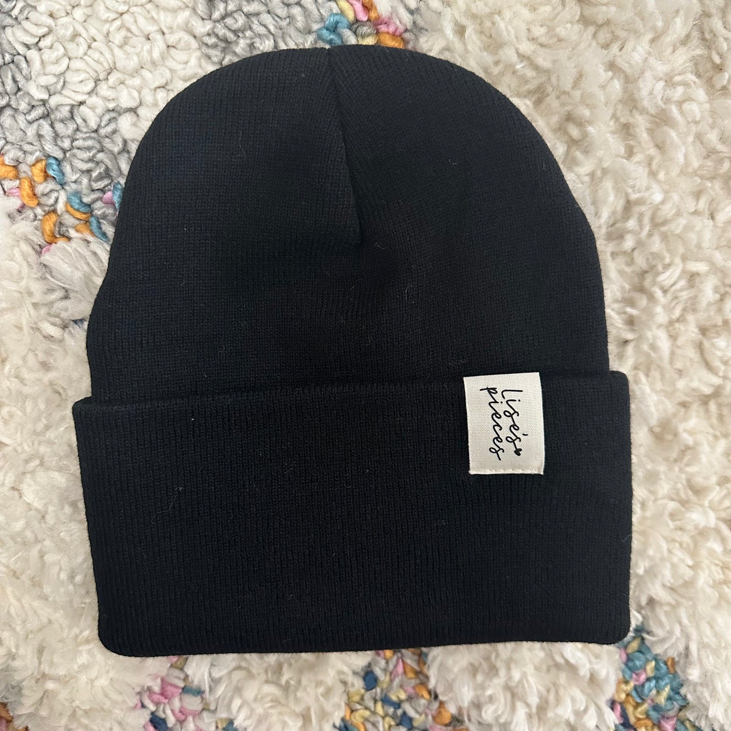 Black toque