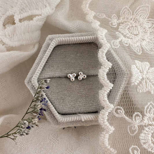 Triple Cluster Mini Stud - silver
