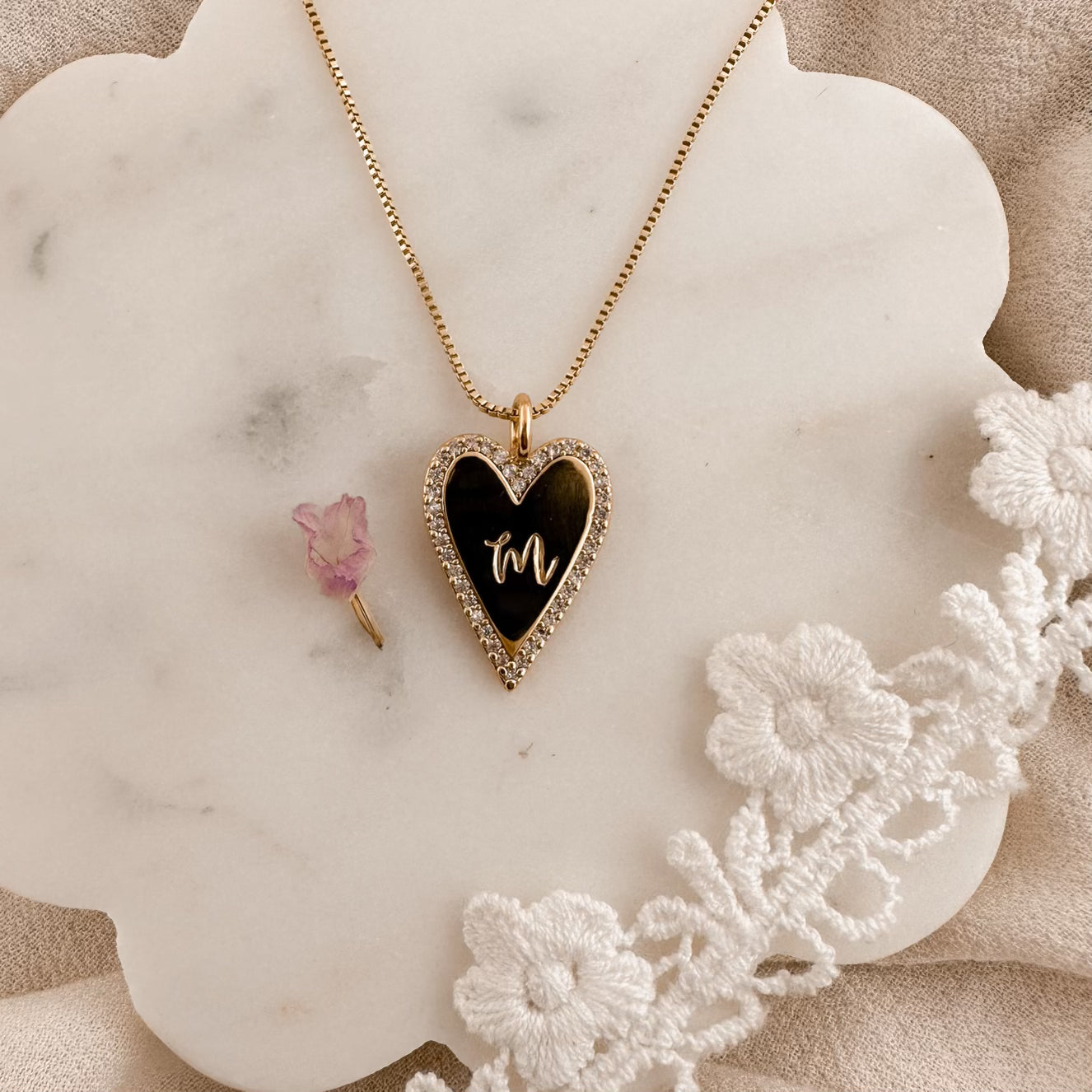Monogram heart necklace - gold