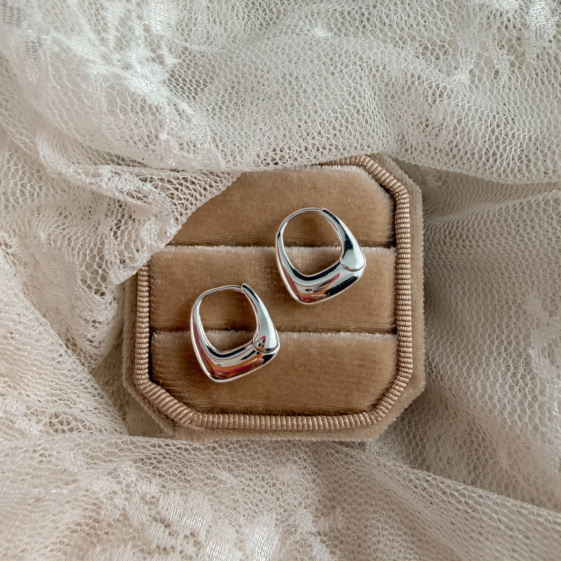 Basket Hoops - silver Lise's Pieces
