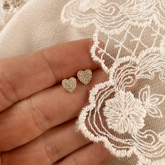 Sparkle heart studs