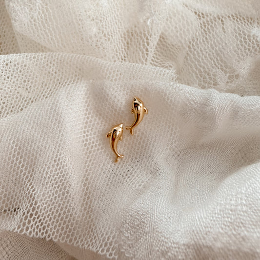 Little Dolphin Studs - gold Lise's Pieces