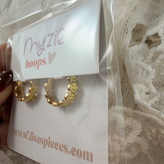 Myzie Smiley Hoops Lise's Pieces