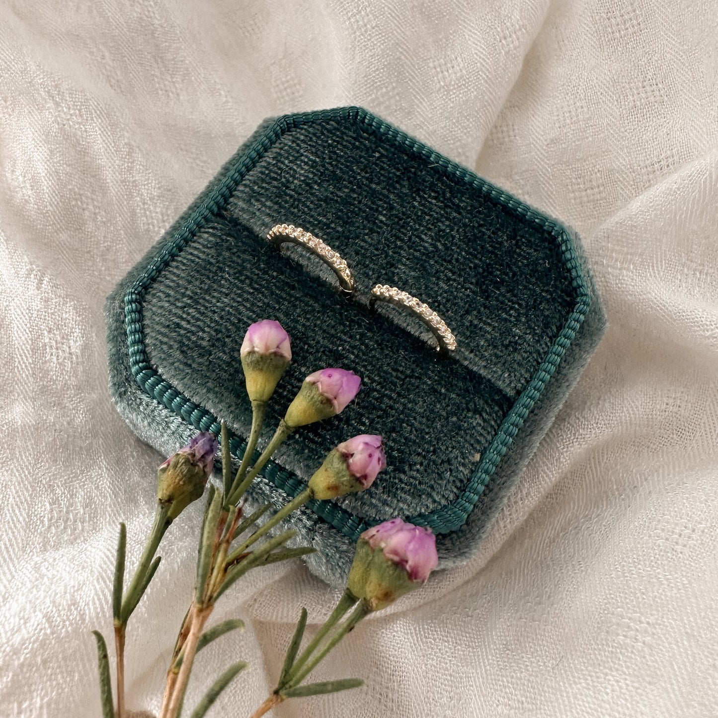 Crystal huggie hoop - gold