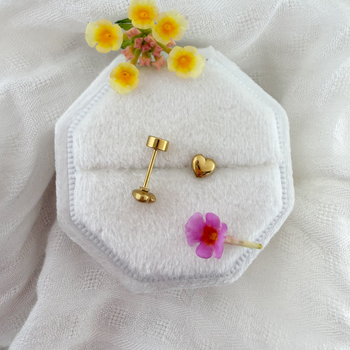 Petite heart screwbacks Lise's Pieces