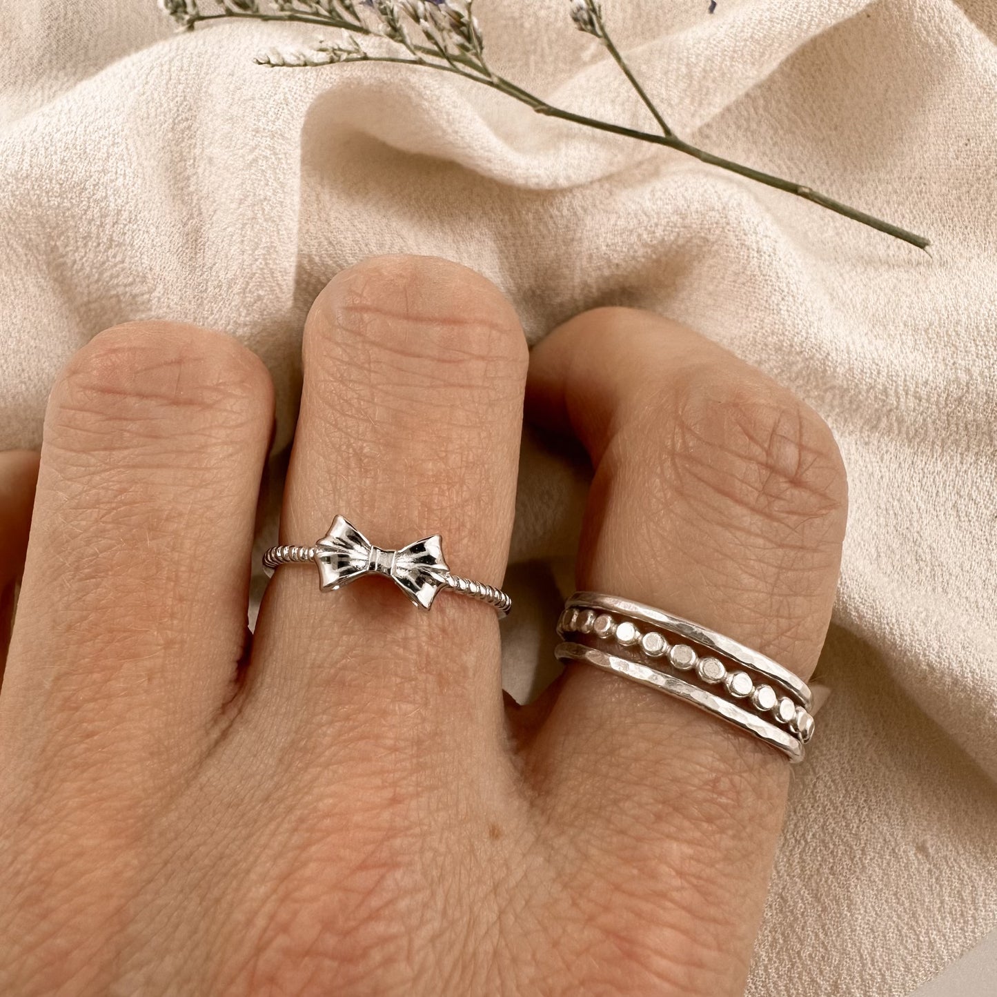 Silver bow ring - adjustable