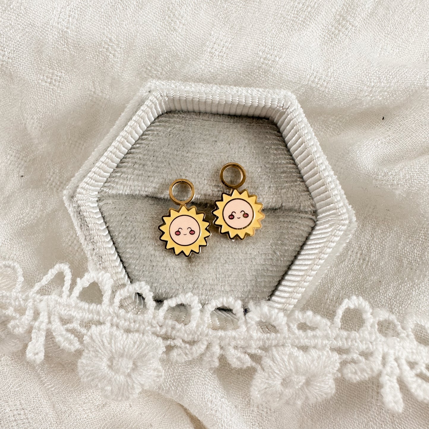 Smiling sun hoop charms - Myzie collection Lise's Pieces