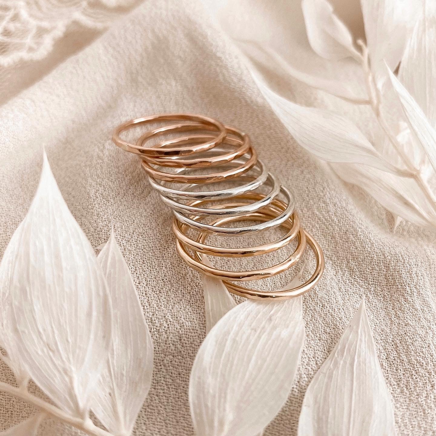 Hammered rings - Rose Gold