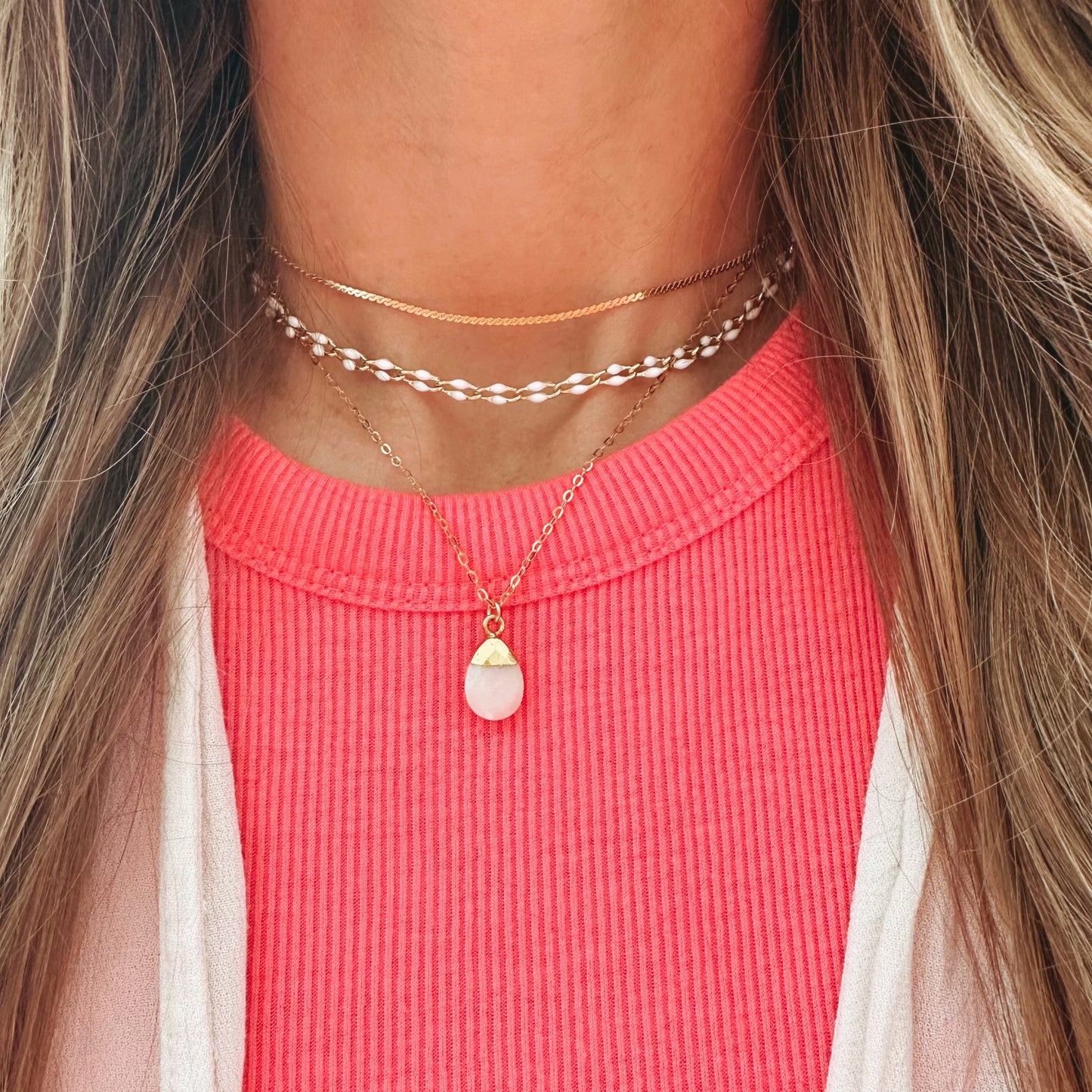 Maui white necklace