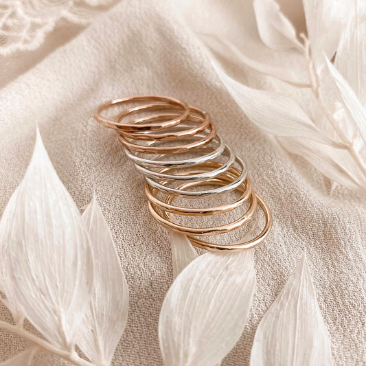 Hammered rings gold + silver